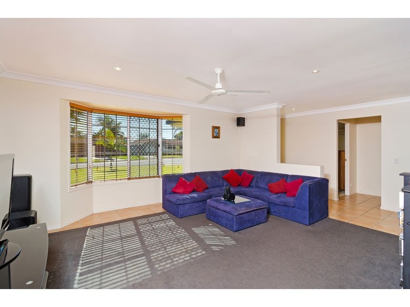 6 Togos Avenue, Currumbin Waters QLD 4223