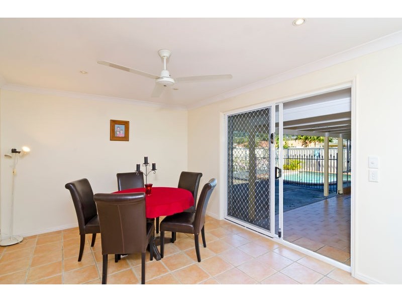 6 Togos Avenue, Currumbin Waters QLD 4223