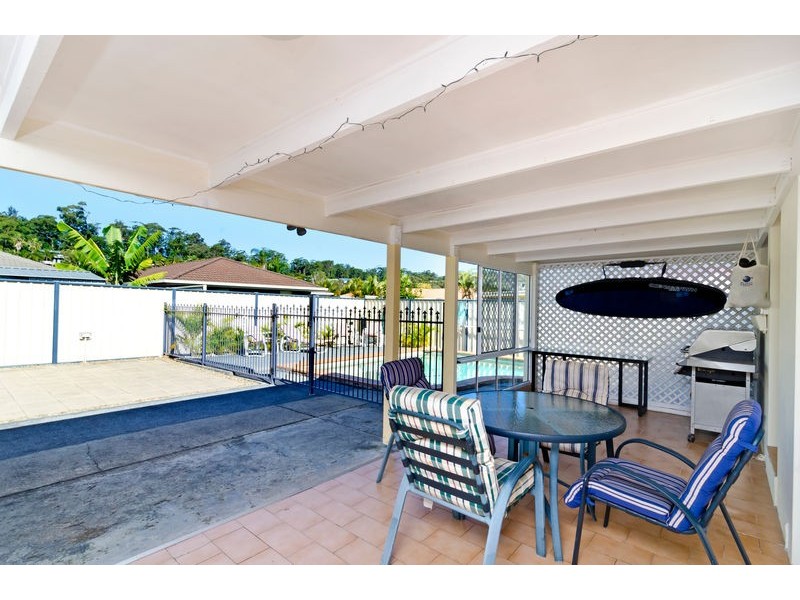 6 Togos Avenue, Currumbin Waters QLD 4223