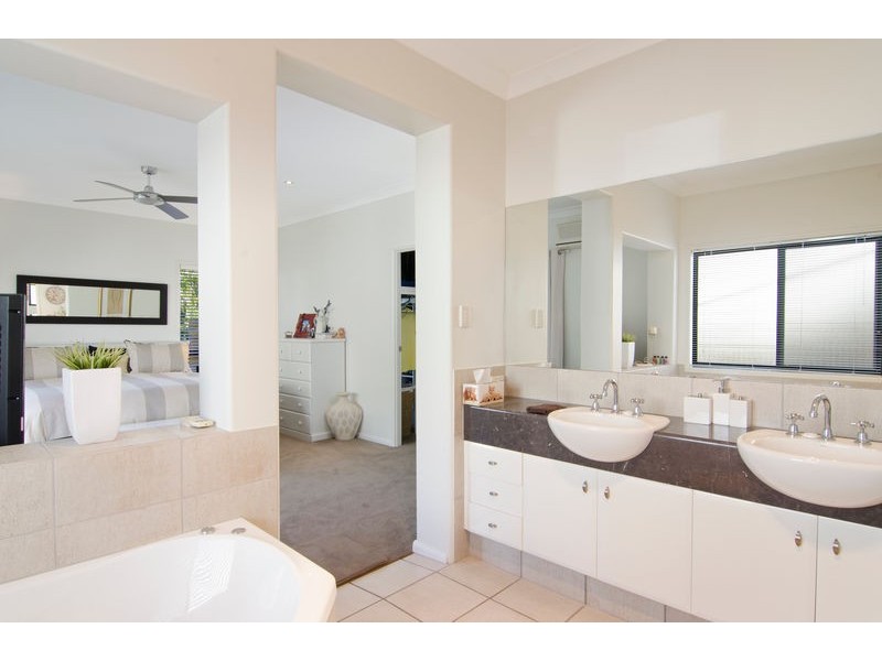 12 Coffeebush  Court, Reedy Creek QLD 4227