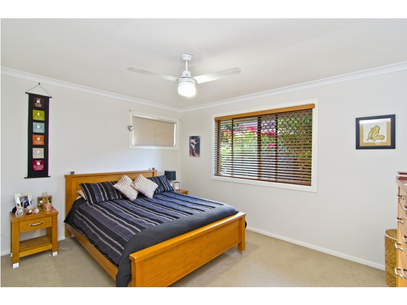 27 Leyte Avenue, Palm Beach QLD 4221