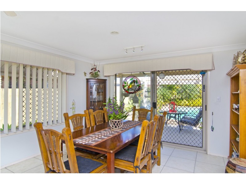 26 Wedgebill Parade, Burleigh Waters QLD 4220