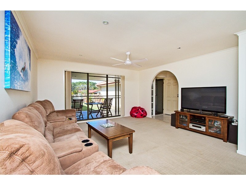 Elanora QLD 4221