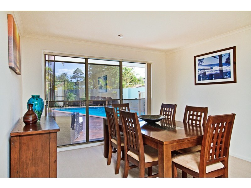 Elanora QLD 4221