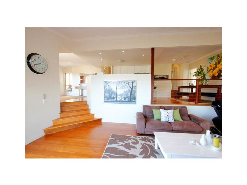 13 Border Drive, Currumbin Waters QLD 4223