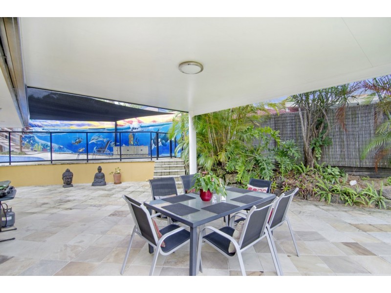 4 Dianella Court, Elanora QLD 4221