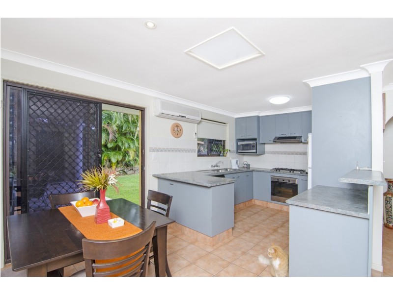 4 Dianella Court, Elanora QLD 4221