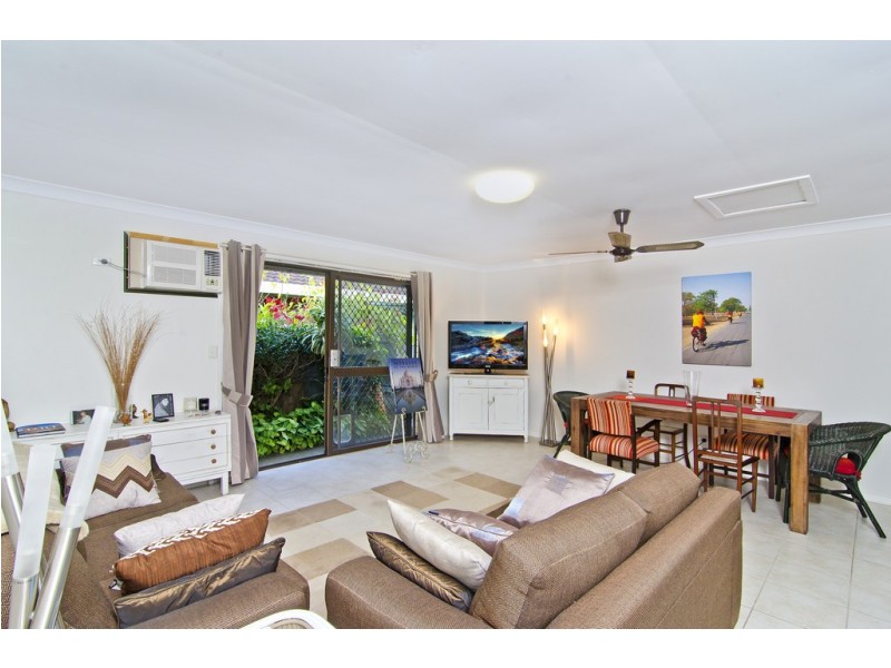1/27 Leyte Avenue, Palm Beach QLD 4221