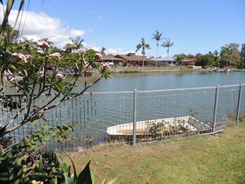 4 Chauvel Court, Currumbin Waters QLD 4223