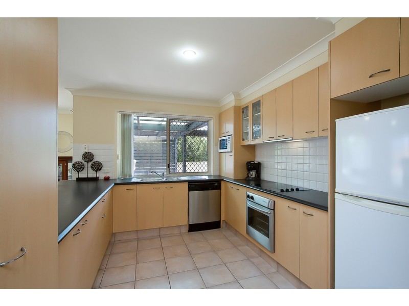 10 Barlee Court, Elanora QLD 4221
