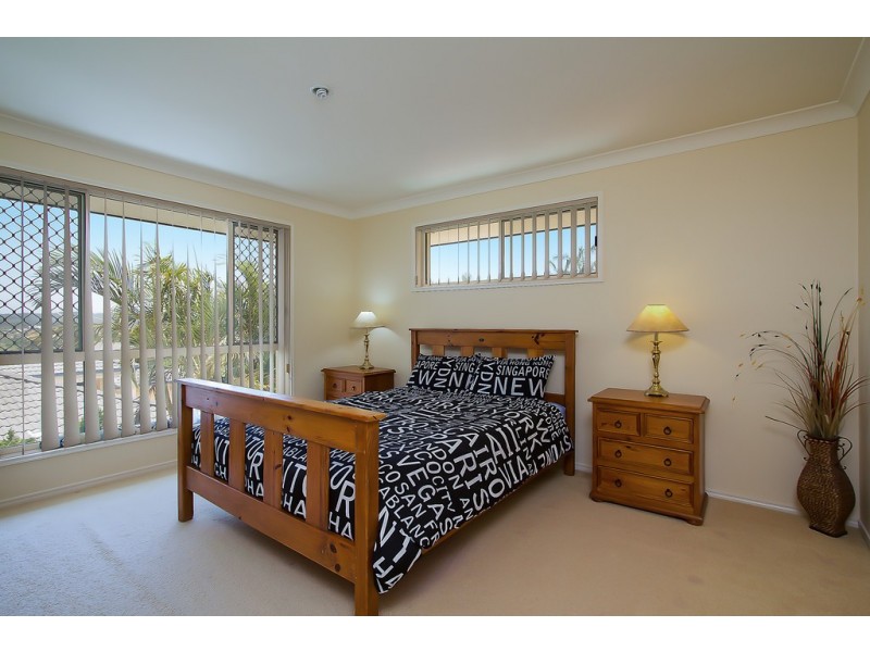10 Barlee Court, Elanora QLD 4221