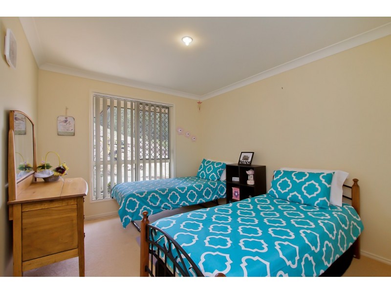 10 Barlee Court, Elanora QLD 4221