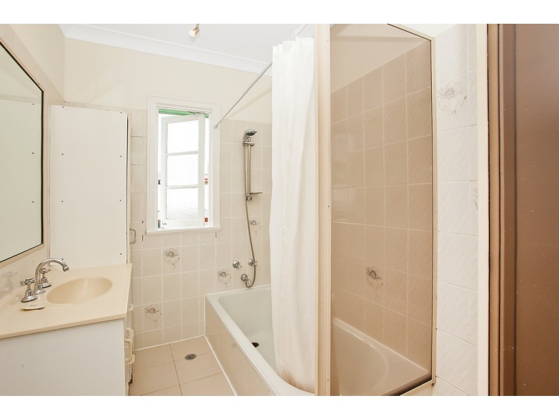 174 Cypress Terrace, Palm Beach QLD 4221