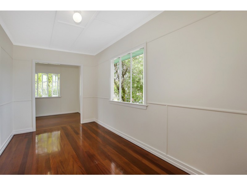 174 Cypress Terrace, Palm Beach QLD 4221