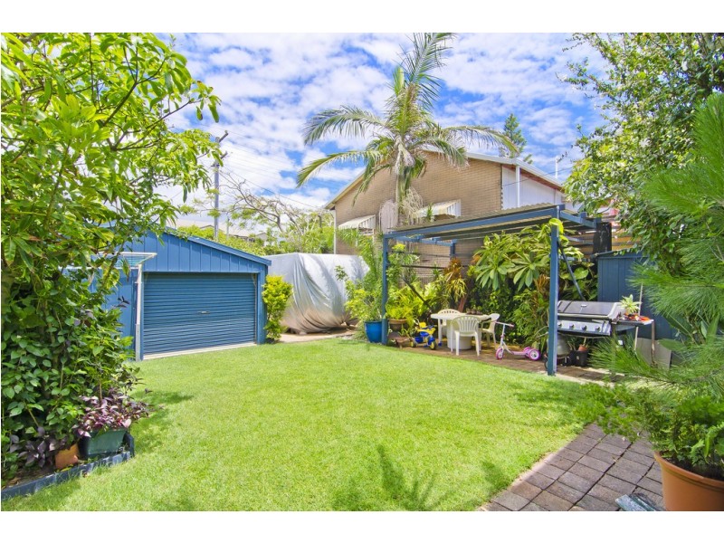 218 Jefferson Lane, Palm Beach QLD 4221