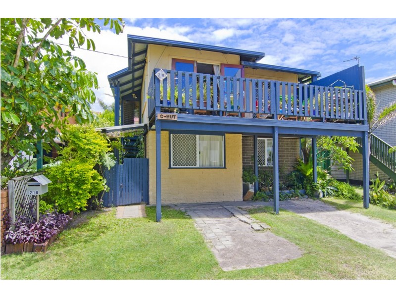 218 Jefferson Lane, Palm Beach QLD 4221