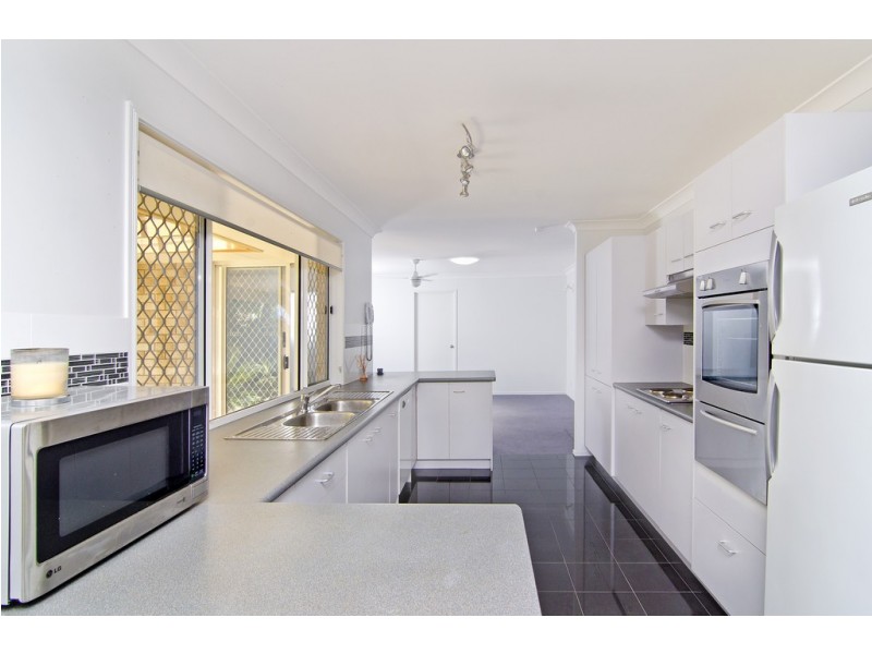 52  Parkwood Boulevard, Parkwood QLD 4214