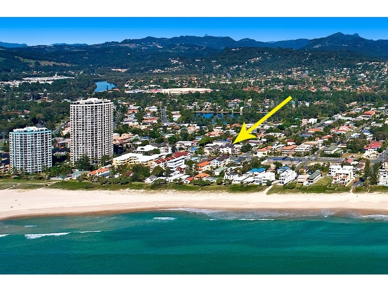 11/1064 Gold Coast Highway, Palm Beach QLD 4221