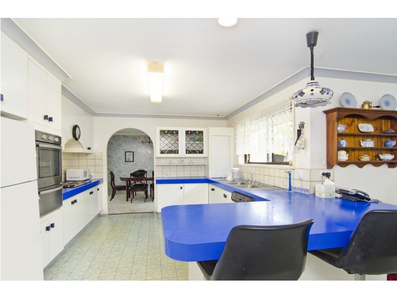 10 Heartwood Avenue, Elanora QLD 4221