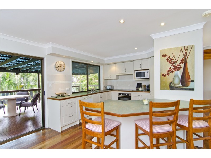 12 Jingella Street, Hope Island QLD 4212