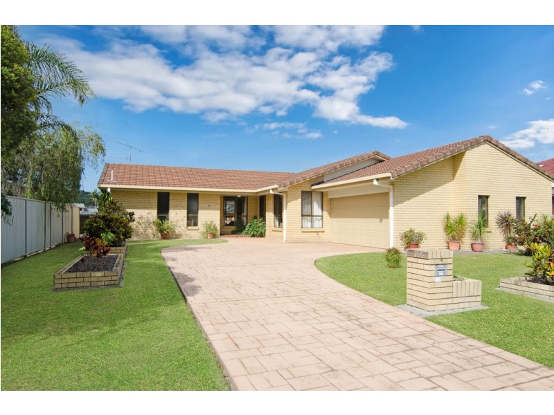 4 Spinnaker Court, Currumbin Waters QLD 4223