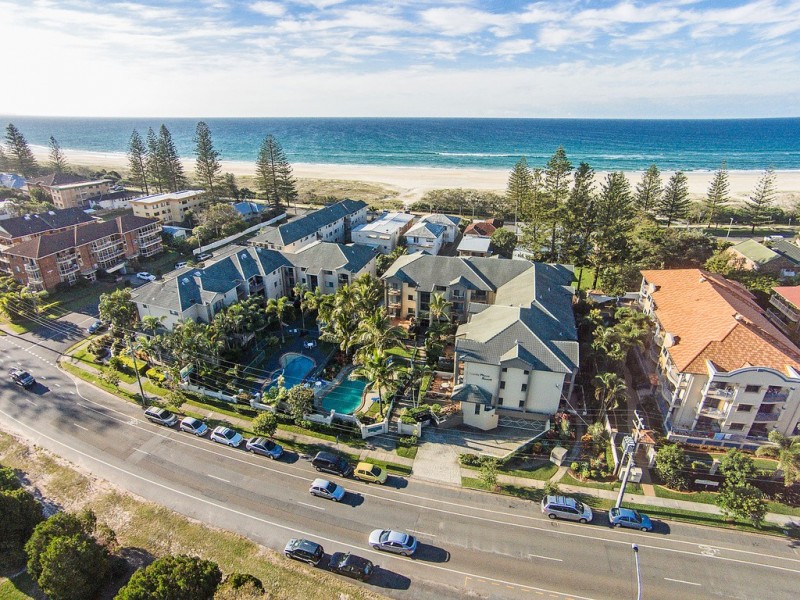 Unit 20/147 Golden Four Drive, Bilinga QLD 4225