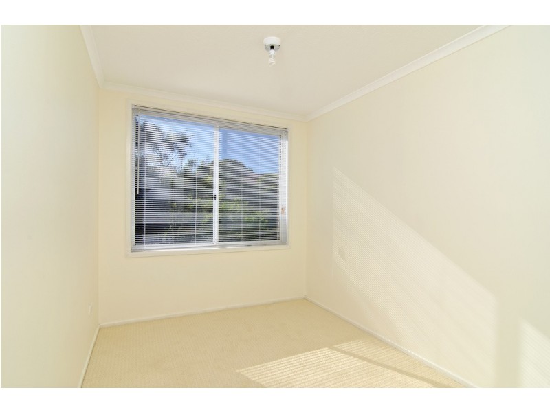 9/5 Rolan Court, Palm Beach QLD 4221