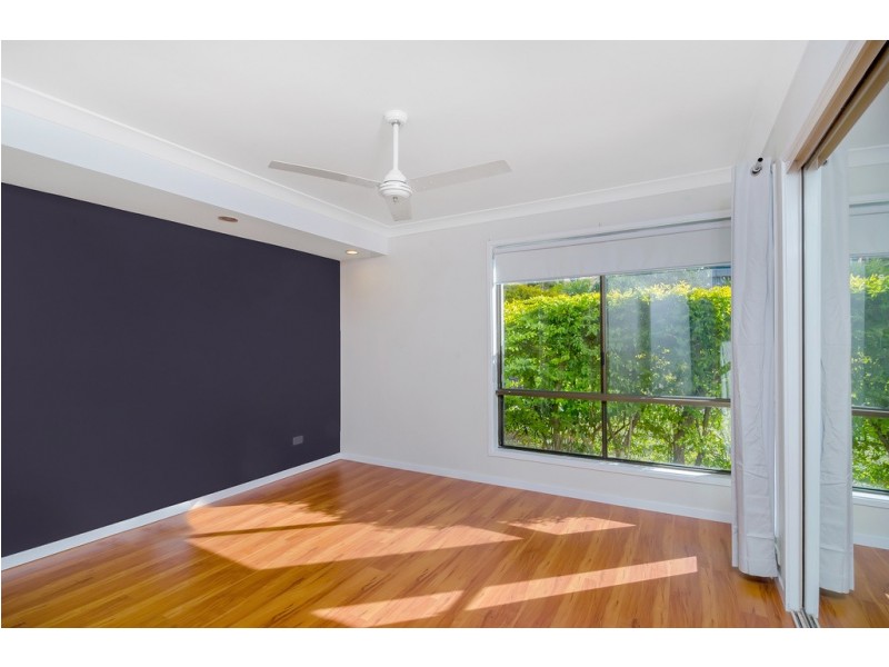 6 Sapwood Court, Elanora QLD 4221