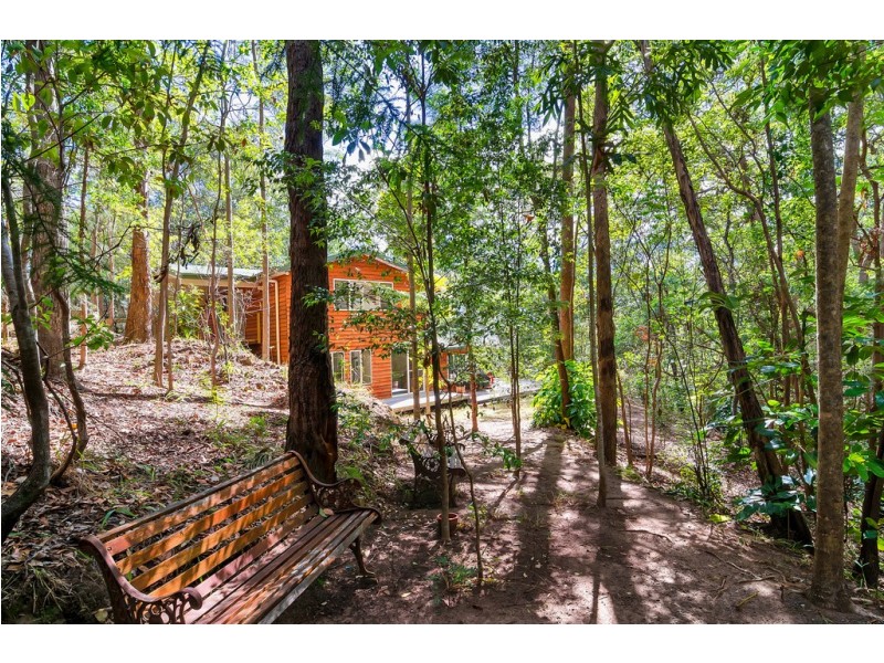 29 Calcita Avenue, Elanora QLD 4221