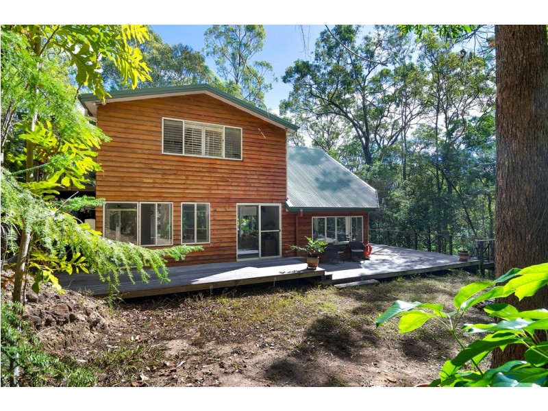 29 Calcita Avenue, Elanora QLD 4221