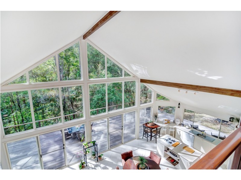 29 Calcita Avenue, Elanora QLD 4221