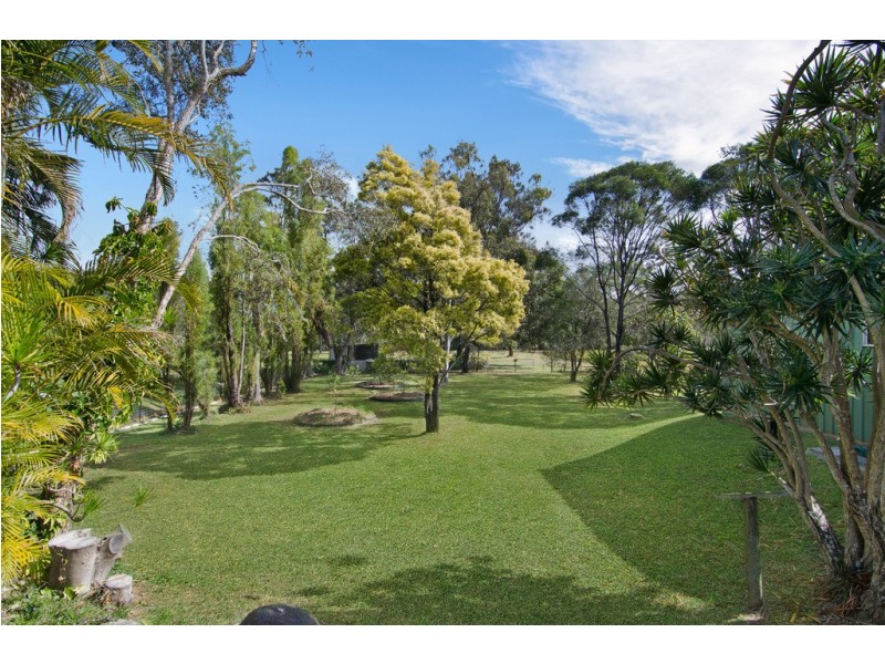 7 Daffodil Street, Tallebudgera QLD 4228
