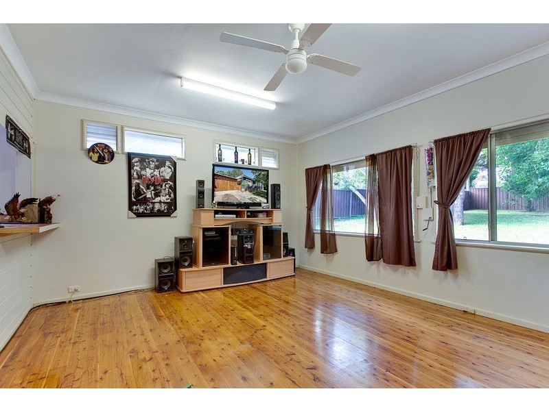 55 Farnsworth Avenue, Campbelltown NSW 2560