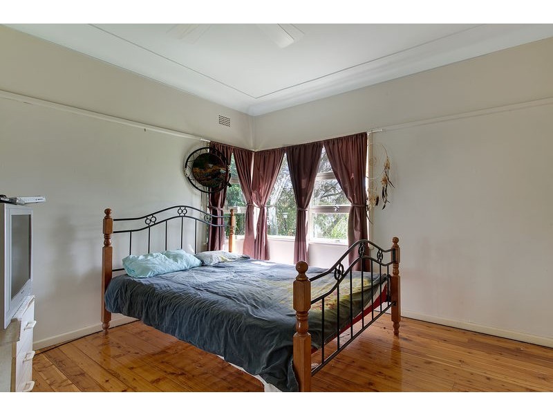 55 Farnsworth Avenue, Campbelltown NSW 2560
