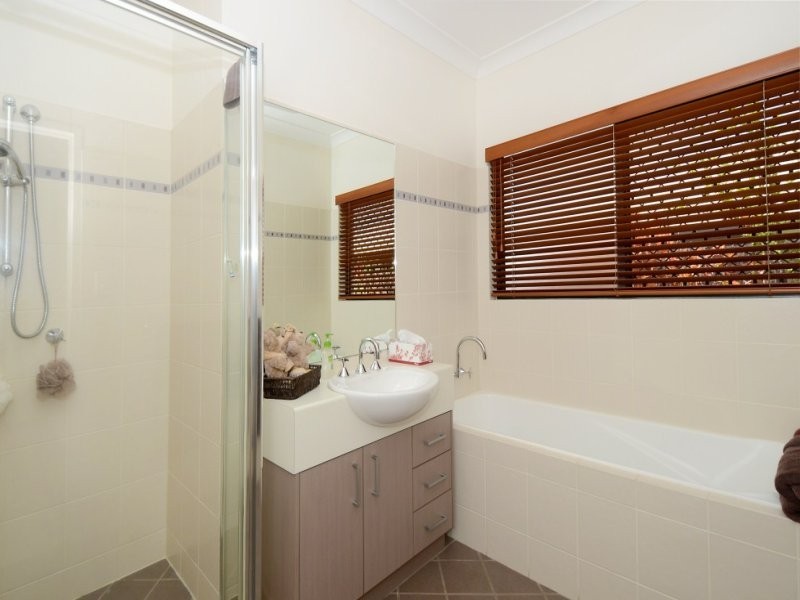 42 Liddy Crescent, Farrar NT 0830