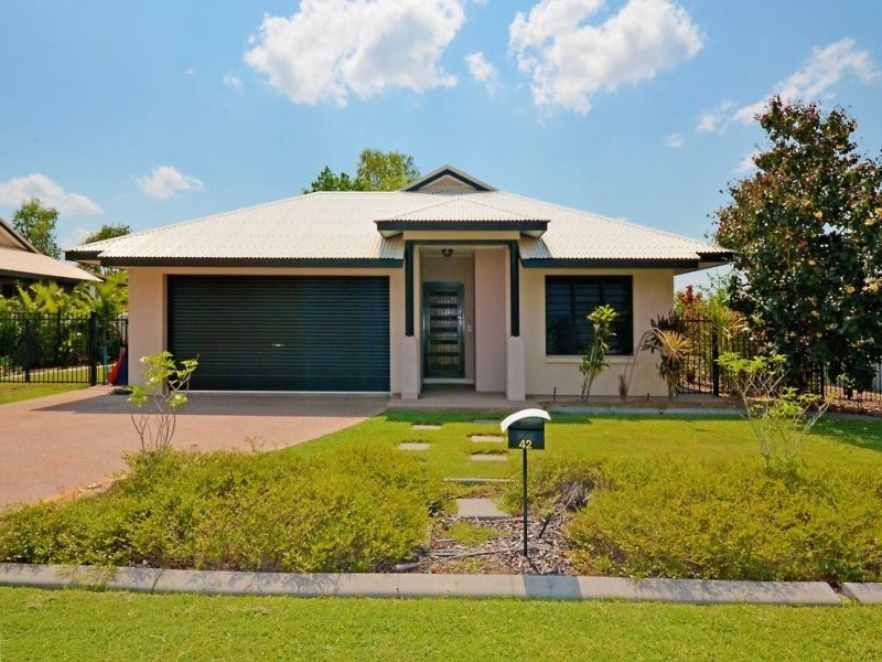 42 Liddy Crescent, Farrar NT 0830