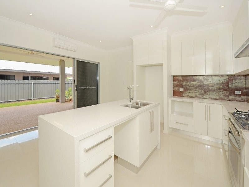 4 Stalwart Street, Johnston NT 0832