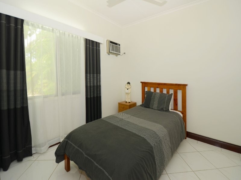 24 Maude Street, Anula NT 0812