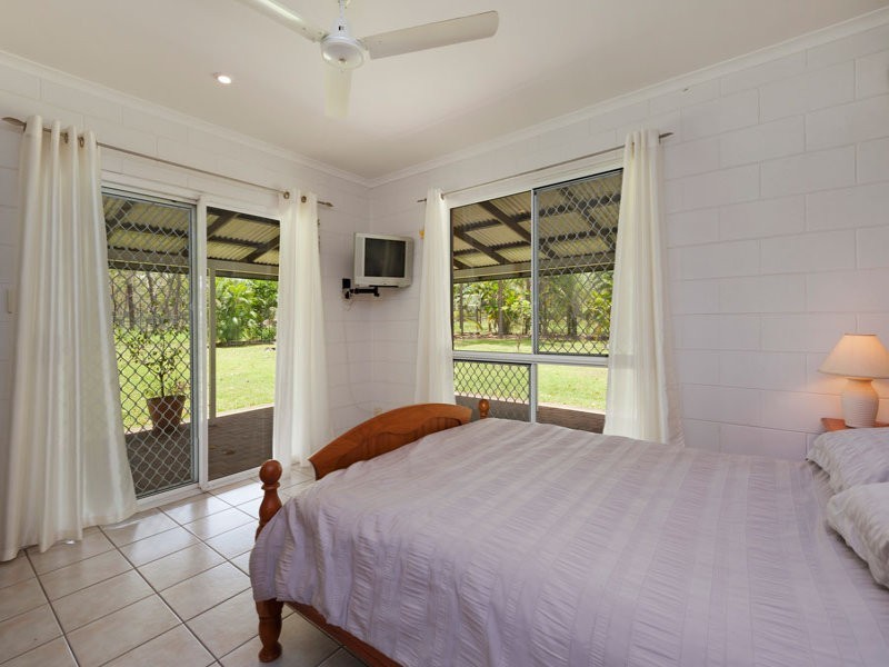 215 Woodcote Crescent, Girraween NT 0836