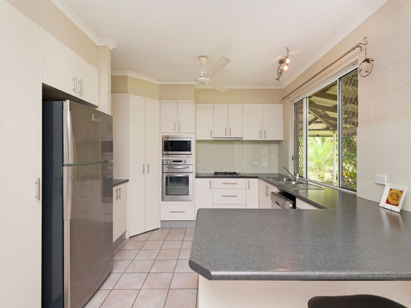 215 Woodcote Crescent, Girraween NT 0836