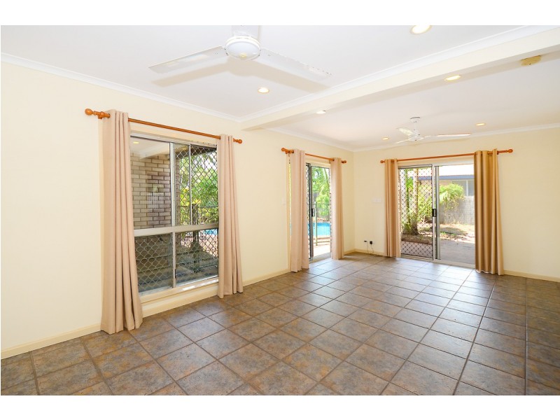 14 Baroalba Street, Leanyer NT 0812