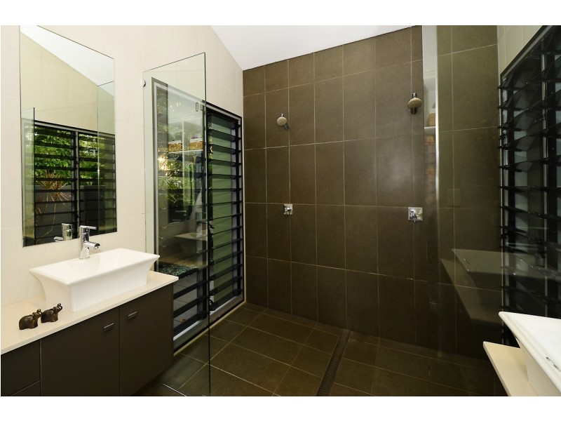 10 McGill Rd, Girraween NT 0836