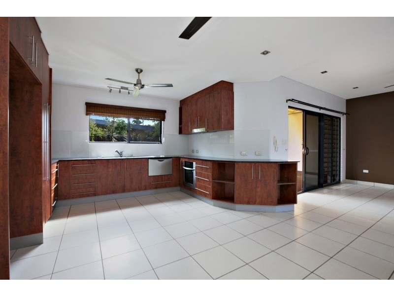 2/49 Chapman Road, Rapid Creek NT 0810