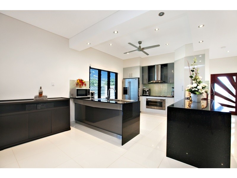 20 Gumimba Crescent, Lyons NT 0810