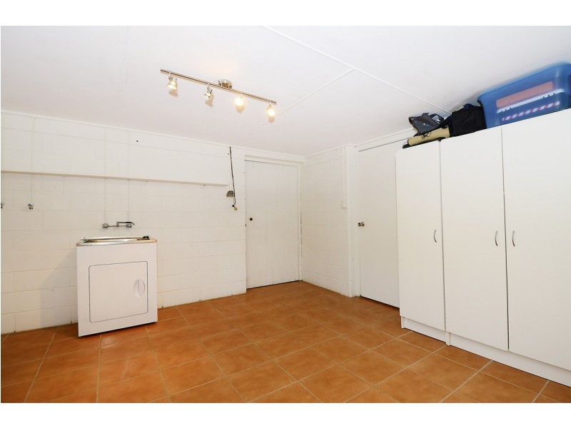 8 Abrahams Court, Malak NT 0812