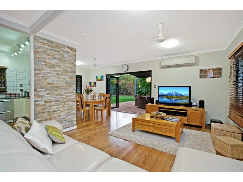 21 Copperfield Crescent, Anula NT 0812