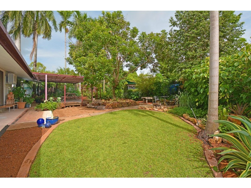 17 Coronet Crescent, Anula NT 0812