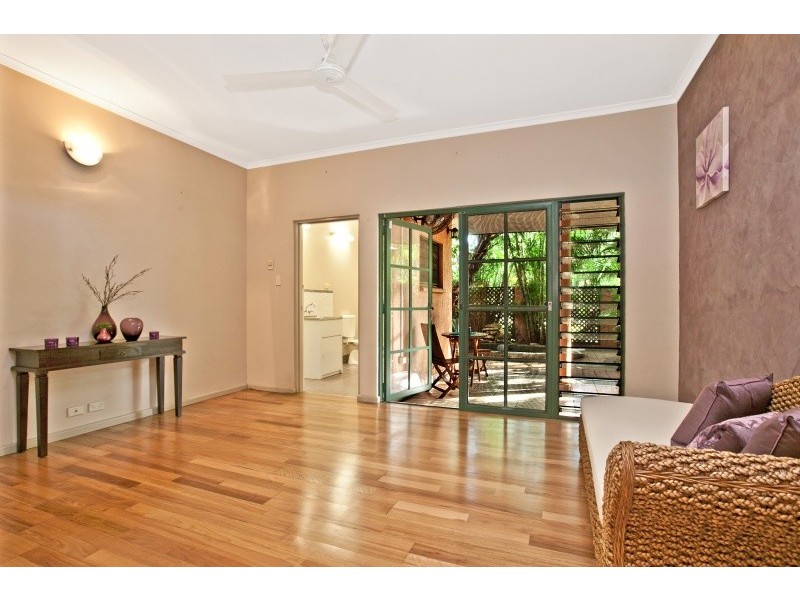 2/2 Hood Terrace, The Gardens NT 0820