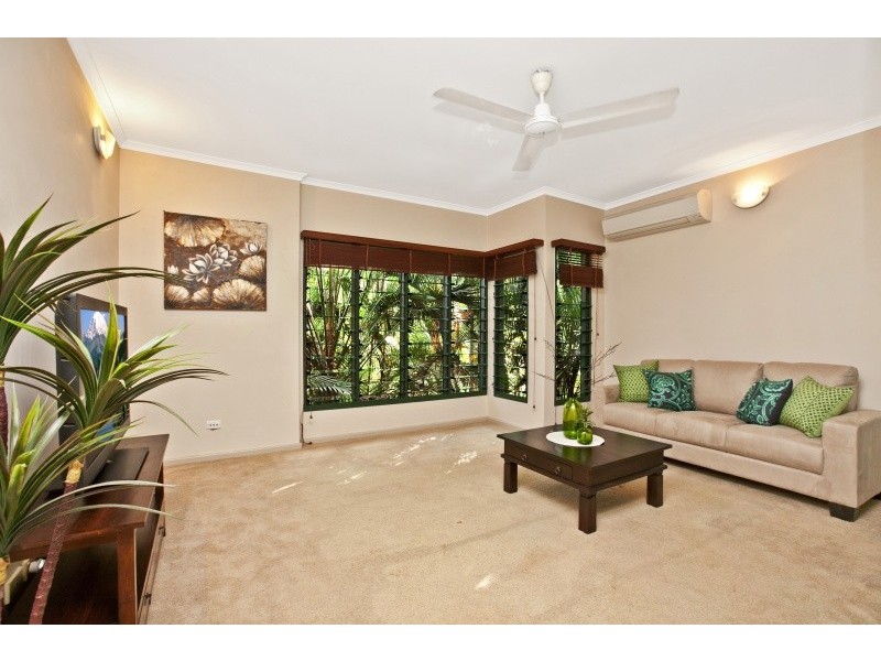 2/2 Hood Terrace, The Gardens NT 0820