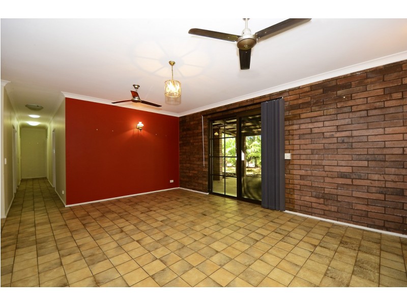 12 Luther Court, Gray NT 0830